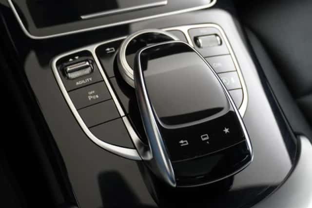Mercedes-Benz C-Klasse (2014) thumbnail 36