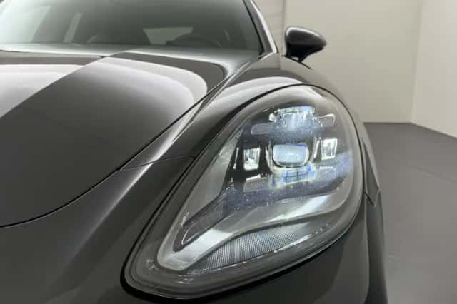 Porsche Panamera (2023) thumbnail 20