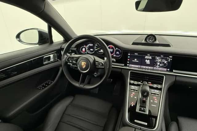 Porsche Panamera (2023) thumbnail 29