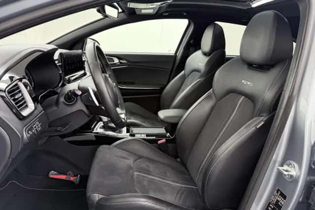Kia Proceed (2021) thumbnail 13
