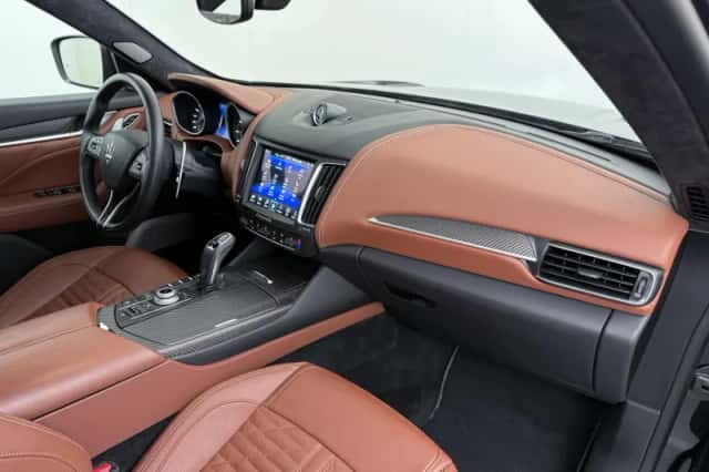 Maserati Levante (2020) thumbnail 36