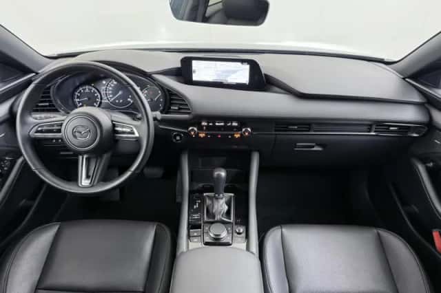 Mazda 3 (2021) thumbnail 19
