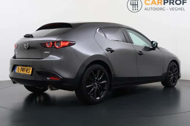 Mazda 3 (2021) thumbnail 6