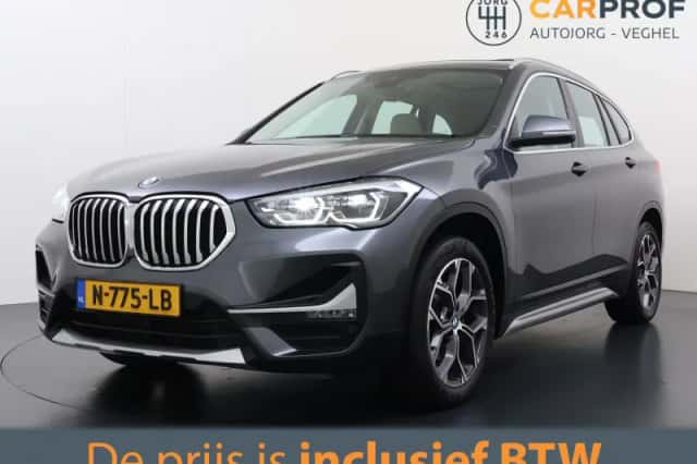 BMW X1 (2021) thumbnail 1