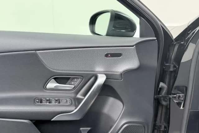 Mercedes-Benz A-Klasse (2020) thumbnail 17