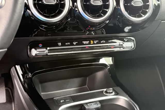 Mercedes-Benz A-Klasse (2020) thumbnail 35