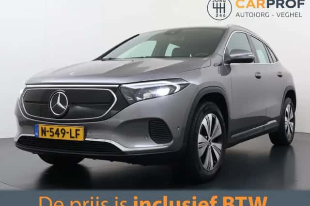 Mercedes-Benz EQA (2021) thumbnail 1