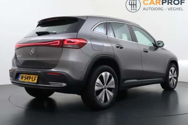 Mercedes-Benz EQA (2021) thumbnail 3