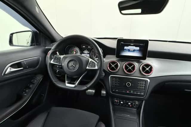 Mercedes-Benz GLA-Klasse (2016) thumbnail 19