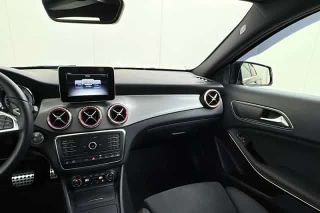 Mercedes-Benz GLA-Klasse (2016) thumbnail 20