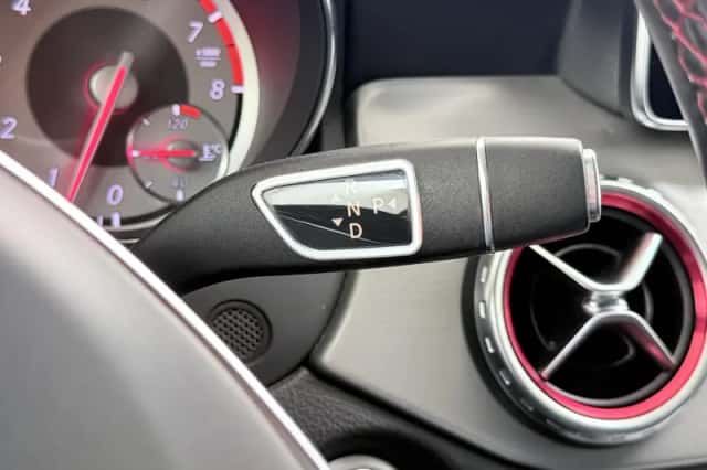 Mercedes-Benz GLA-Klasse (2016) thumbnail 23