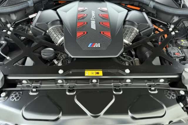 BMW XM (2023) thumbnail 31