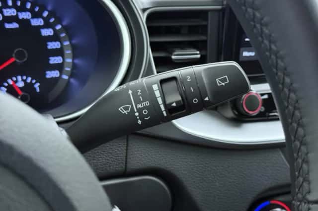 Kia Ceed Sportswagon (2023) thumbnail 23