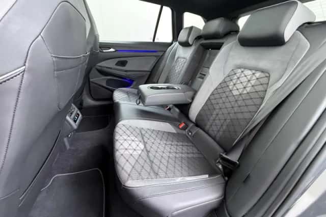 Volkswagen Golf (2021) thumbnail 19
