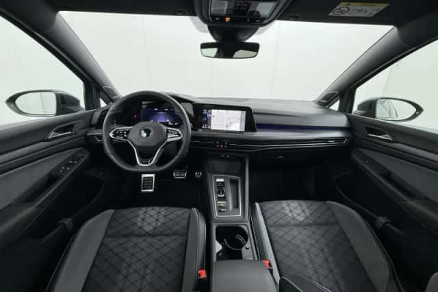 Volkswagen Golf (2021) thumbnail 21