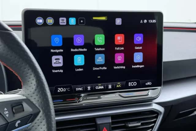 SEAT Leon Sportstourer (2024) thumbnail 11