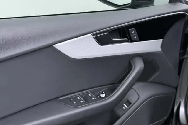 Audi A5 (2022) thumbnail 13