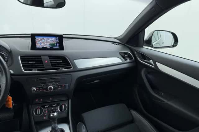 Audi Q3 (2015) thumbnail 19
