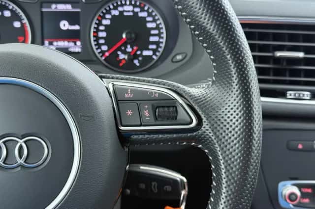 Audi Q3 (2015) thumbnail 25