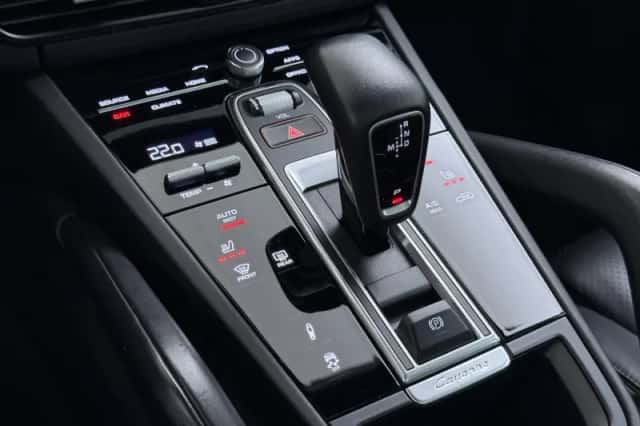 Porsche Cayenne (2019) thumbnail 17