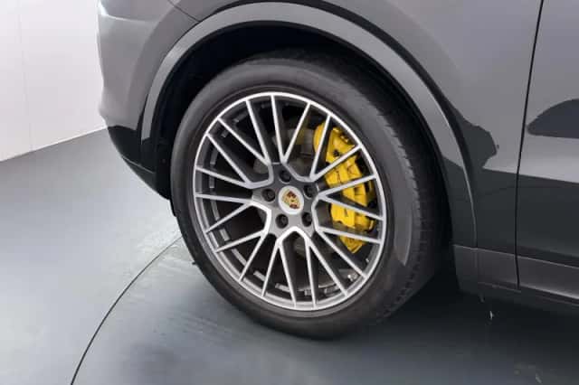 Porsche Cayenne (2019) thumbnail 18