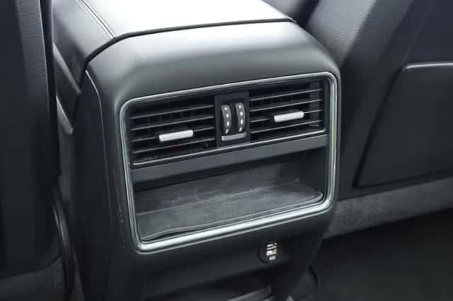 Porsche Cayenne (2019) thumbnail 23