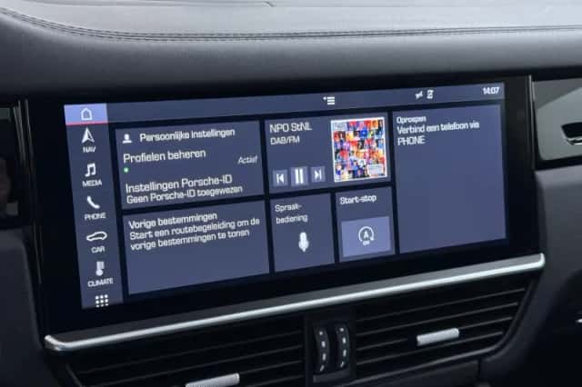 Porsche Cayenne (2019) thumbnail 31