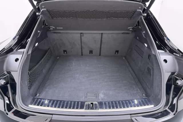 Porsche Cayenne (2019) thumbnail 38