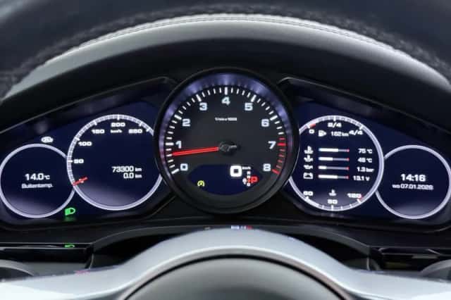 Porsche Cayenne (2019) thumbnail 9