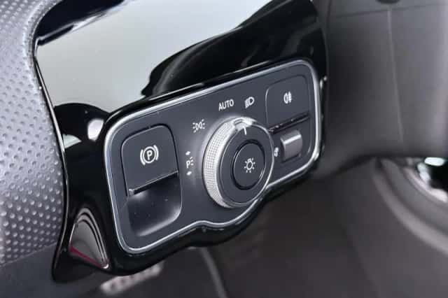 Mercedes-Benz A-Klasse (2021) thumbnail 15