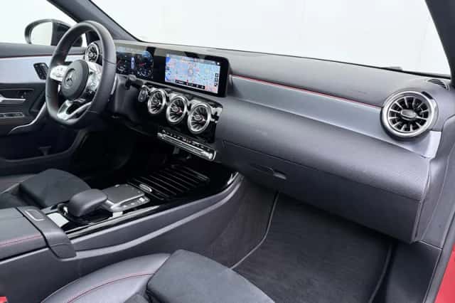 Mercedes-Benz A-Klasse (2021) thumbnail 37