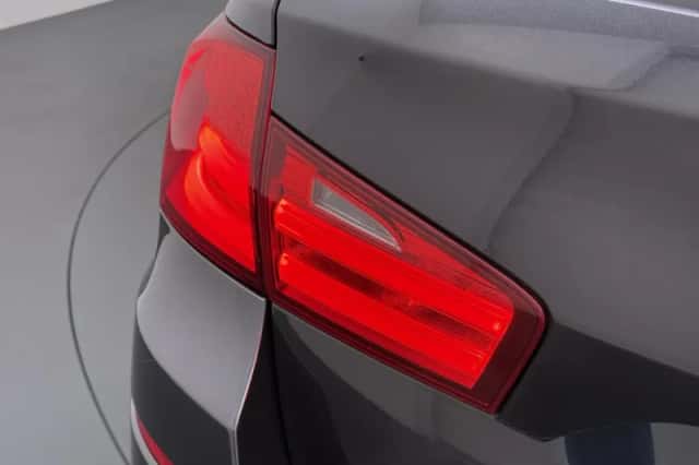 BMW 5-Serie (2011) thumbnail 21