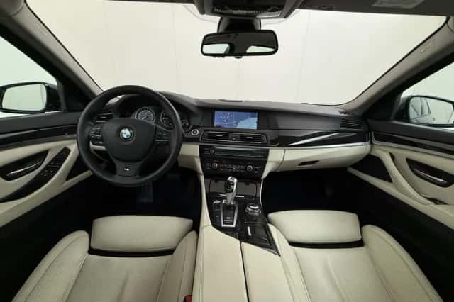 BMW 5-Serie (2011) thumbnail 9