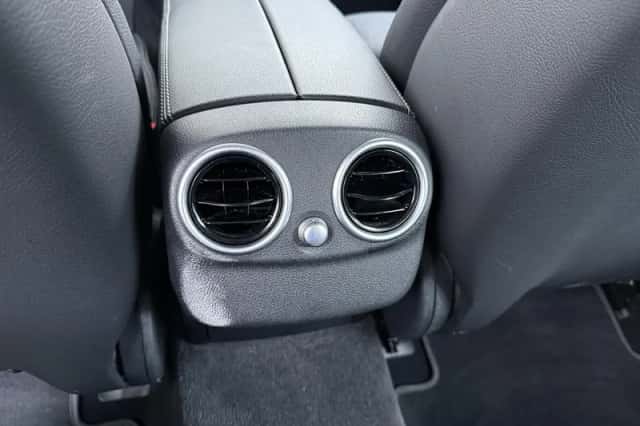 Mercedes-Benz C-Klasse (2021) thumbnail 26