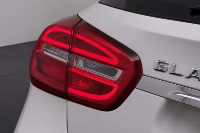 Mercedes-Benz GLA-Klasse (2016) thumbnail 12