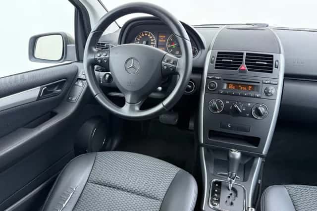Mercedes-Benz A-Klasse (2009) thumbnail 21