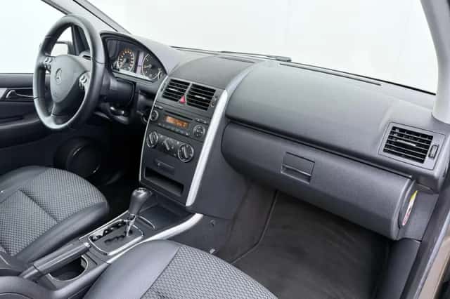 Mercedes-Benz A-Klasse (2009) thumbnail 26