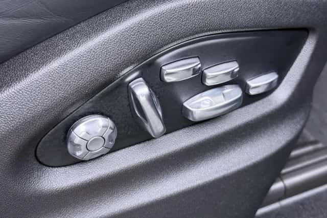 Porsche Cayenne (2021) thumbnail 30