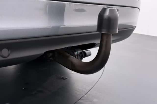 Volvo V60 (2016) thumbnail 16