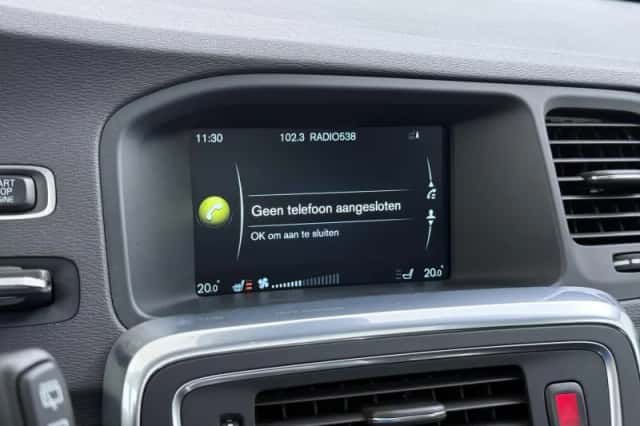 Volvo V60 (2016) thumbnail 34