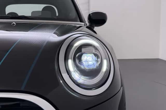 MINI Cabrio (2020) thumbnail 13