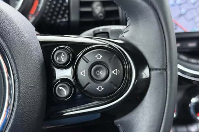 MINI Cabrio (2020) thumbnail 25
