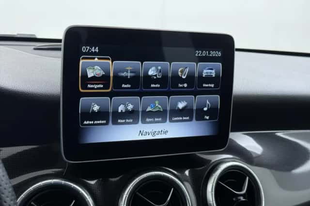 Mercedes-Benz CLA-Klasse (2019) thumbnail 16