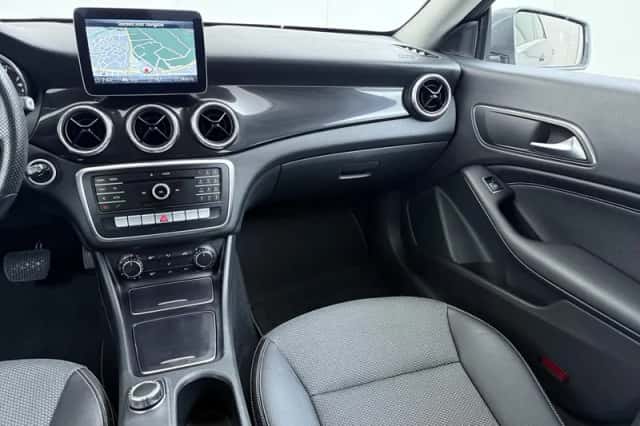 Mercedes-Benz CLA-Klasse (2019) thumbnail 22