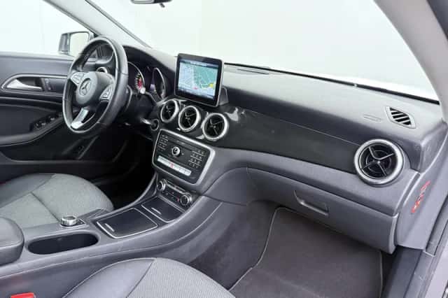 Mercedes-Benz CLA-Klasse (2019) thumbnail 33