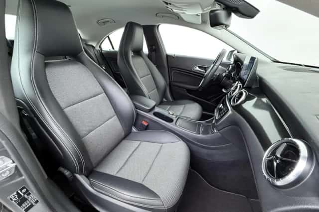 Mercedes-Benz CLA-Klasse (2019) thumbnail 34