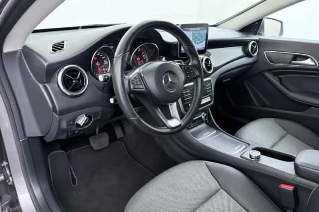 Mercedes-Benz CLA-Klasse (2019) thumbnail 6