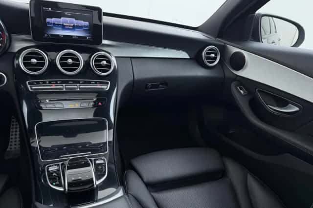 Mercedes-Benz C-Klasse (2017) thumbnail 26