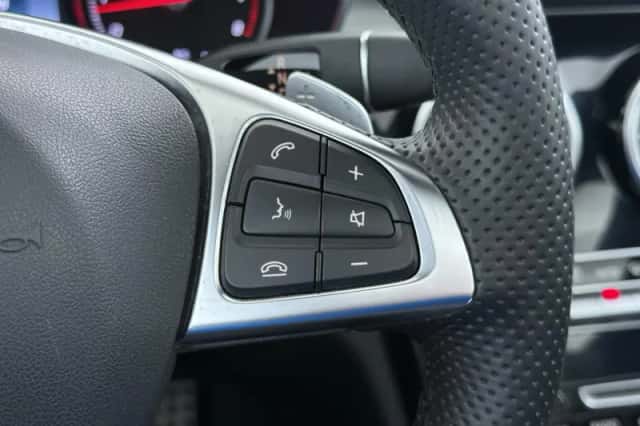 Mercedes-Benz C-Klasse (2017) thumbnail 30