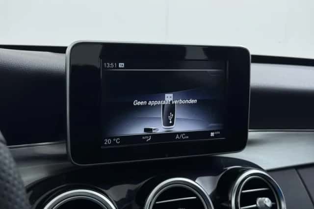 Mercedes-Benz C-Klasse (2017) thumbnail 35